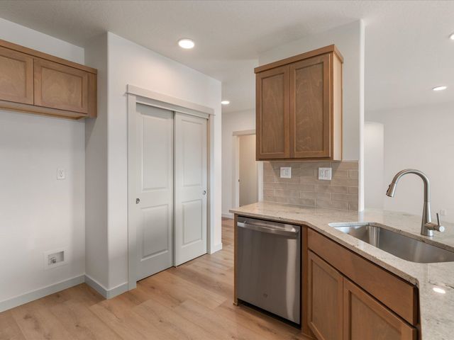 1533 W 67th Ave, Spokane, WA 99224