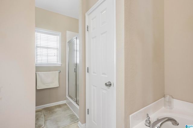 423 CAMDEN COVE CIRCLE, Calera, AL 35040