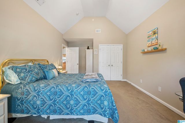 423 CAMDEN COVE CIRCLE, Calera, AL 35040