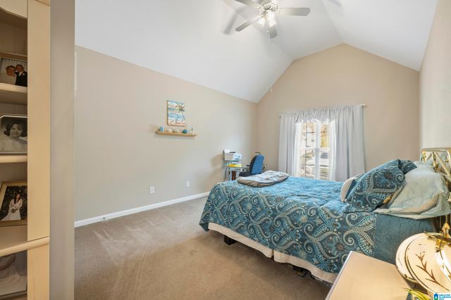 423 CAMDEN COVE CIRCLE, Calera, AL 35040