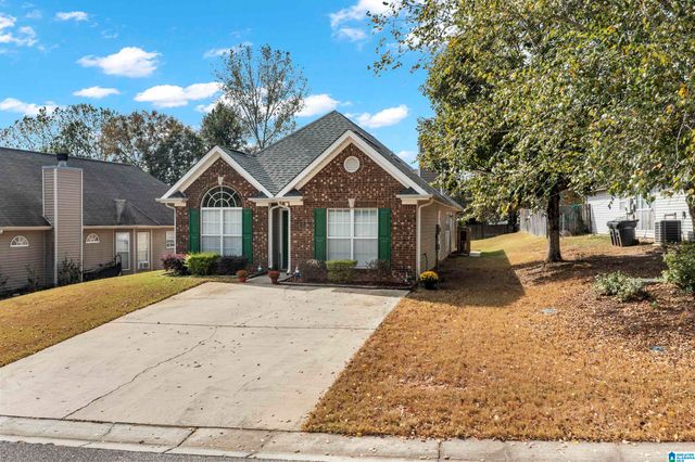 423 CAMDEN COVE CIRCLE, Calera, AL 35040
