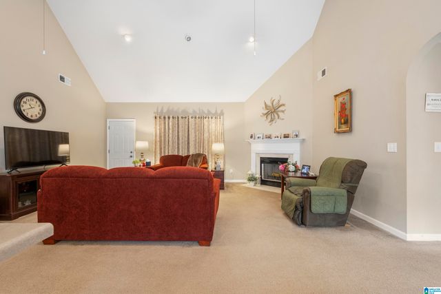 423 CAMDEN COVE CIRCLE, Calera, AL 35040