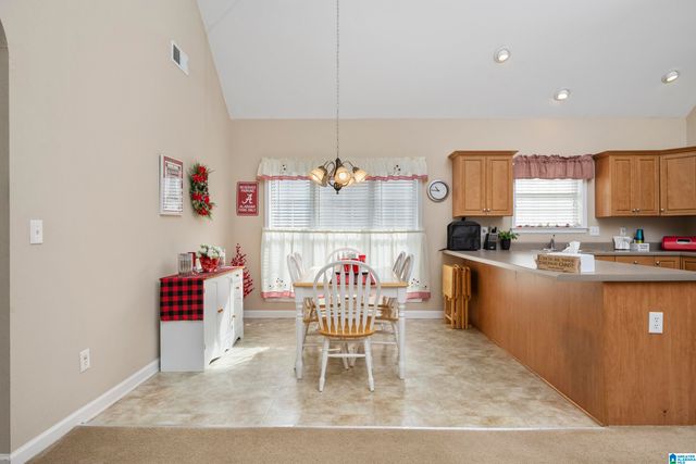 423 CAMDEN COVE CIRCLE, Calera, AL 35040