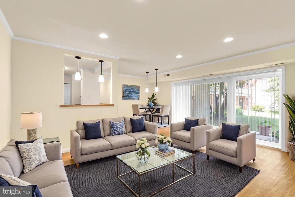 7350 LEE HWY #T1, Falls Church, VA 22046