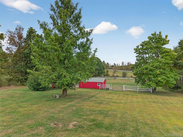 214 DuBois, Gardiner, NY 12561