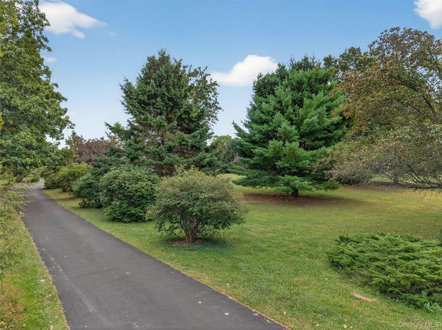 214 DuBois, Gardiner, NY 12561