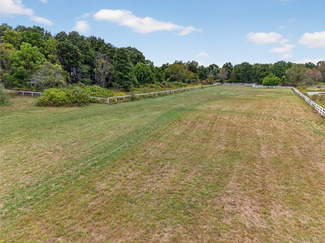 214 DuBois, Gardiner, NY 12561