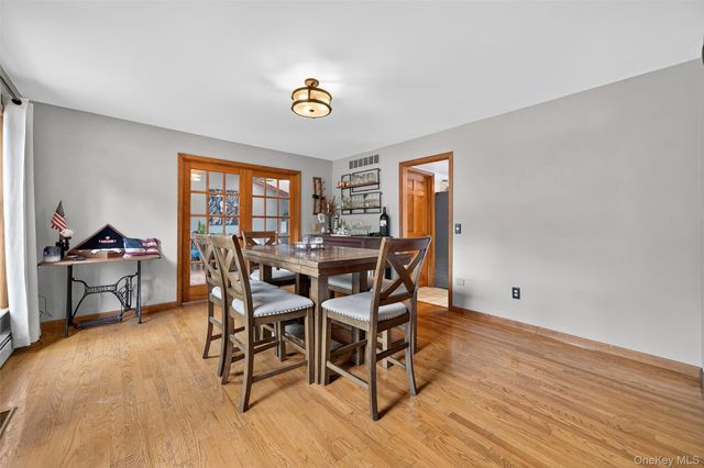 214 DuBois, Gardiner, NY 12561