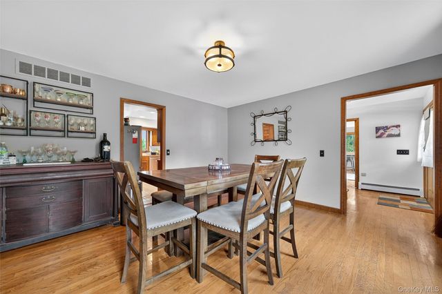214 DuBois, Gardiner, NY 12561