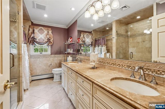 41 Sunflower Drive, Upper Saddle River, NJ 07458