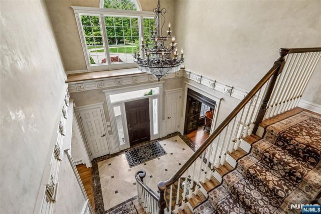 41 Sunflower Drive, Upper Saddle River, NJ 07458