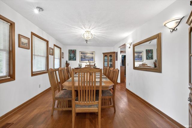 4127 N Northwood Lane, Bloomfield, IN 47424