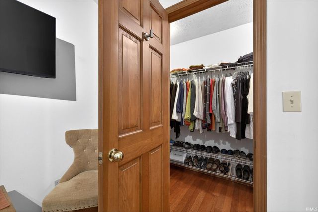 4127 N Northwood Lane, Bloomfield, IN 47424