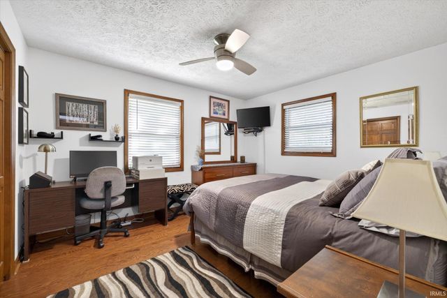 4127 N Northwood Lane, Bloomfield, IN 47424