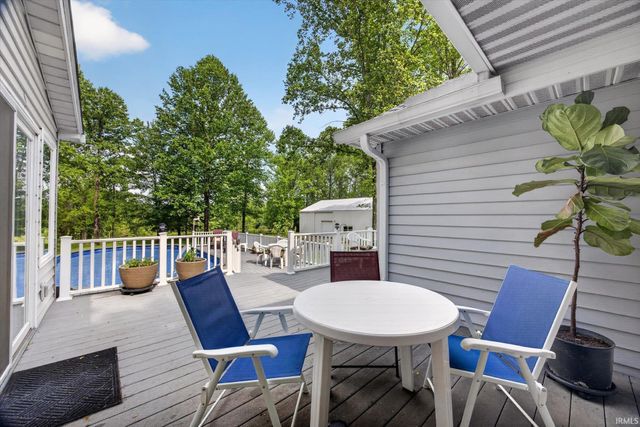 4127 N Northwood Lane, Bloomfield, IN 47424
