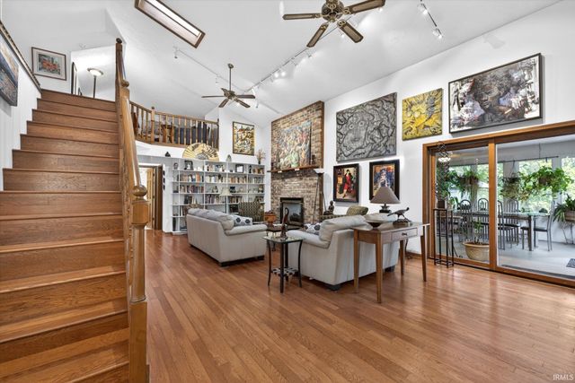 4127 N Northwood Lane, Bloomfield, IN 47424