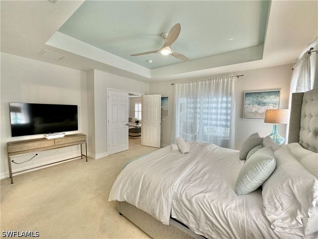 798 107th AVE N, Naples, FL 34108