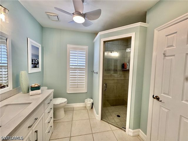 798 107th AVE N, Naples, FL 34108