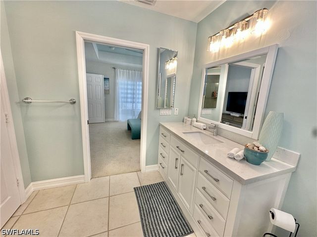 798 107th AVE N, Naples, FL 34108