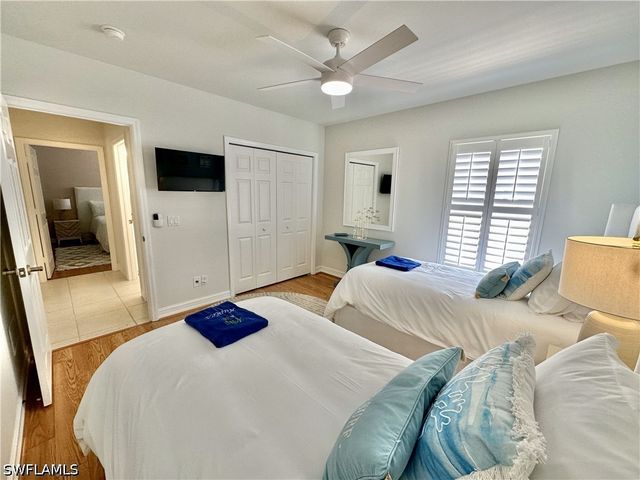 798 107th AVE N, Naples, FL 34108