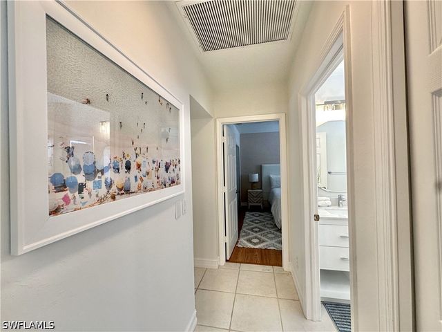 798 107th AVE N, Naples, FL 34108