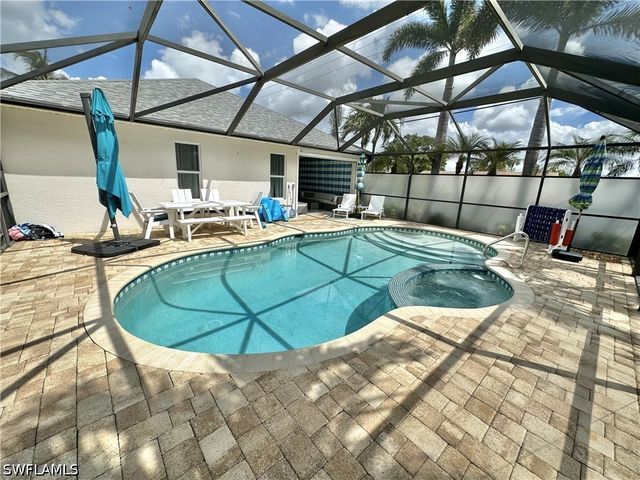 798 107th AVE N, Naples, FL 34108