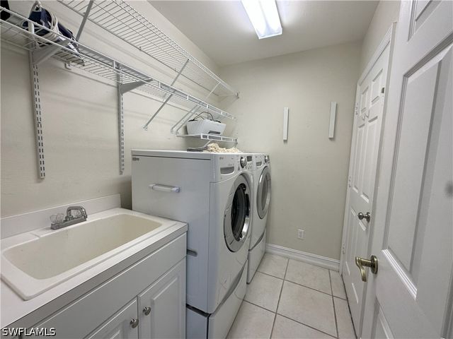 798 107th AVE N, Naples, FL 34108