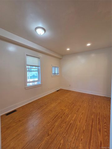 65 S Clinton Street B, Poughkeepsie, NY 12601
