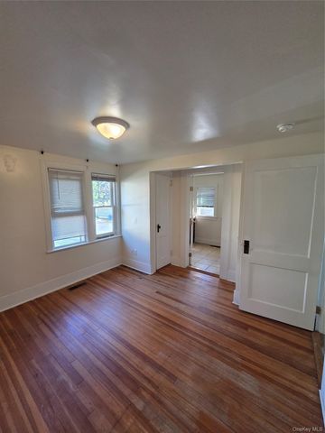 65 S Clinton Street B, Poughkeepsie, NY 12601