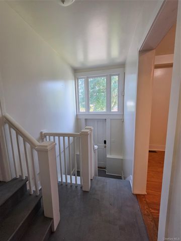 65 S Clinton Street B, Poughkeepsie, NY 12601