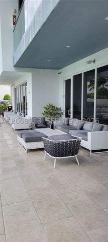 10219 NW 72nd Ter, Doral, FL 33178