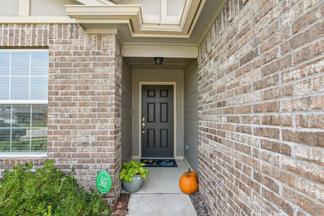 3662 E 144th Street S, Bixby, OK 74008