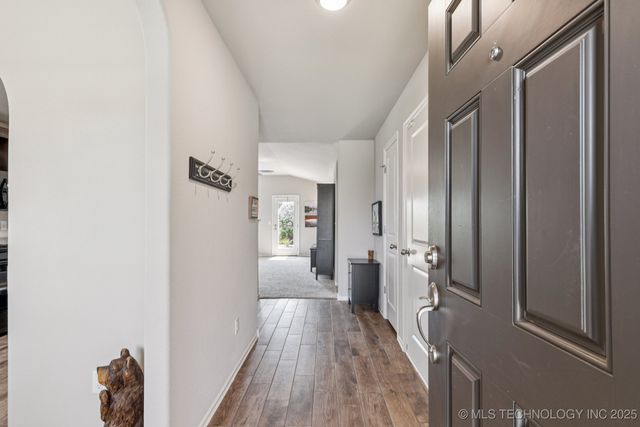 3662 E 144th Street S, Bixby, OK 74008