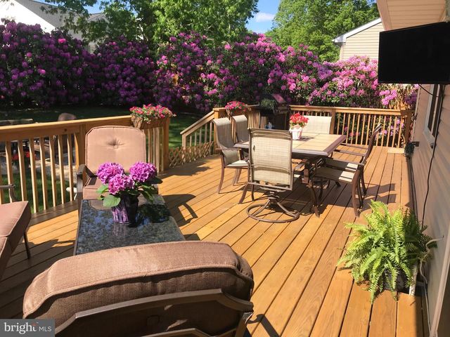 1029 BEACH LANE, Manahawkin, NJ 08050