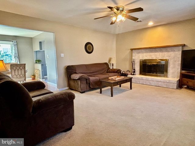 1029 BEACH LANE, Manahawkin, NJ 08050