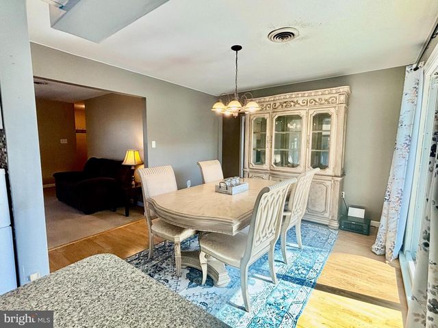 1029 BEACH LANE, Manahawkin, NJ 08050