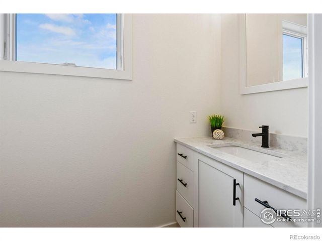 955 Arapahoe Circle, Louisville, CO 80027