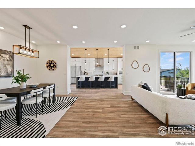 955 Arapahoe Circle, Louisville, CO 80027