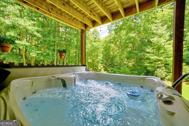 50 Trails End Court, Ellijay, GA 30536