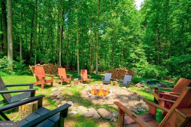 50 Trails End Court, Ellijay, GA 30536
