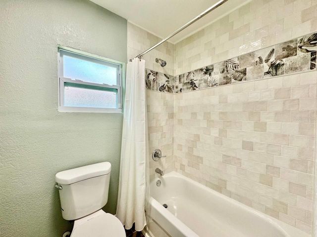 5907 N OLA AVENUE, Tampa, FL 33604