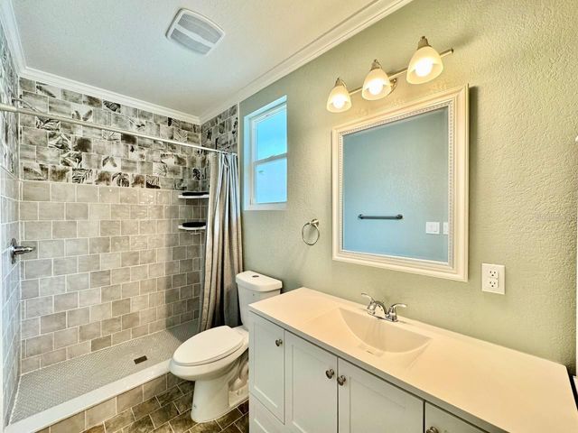 5907 N OLA AVENUE, Tampa, FL 33604