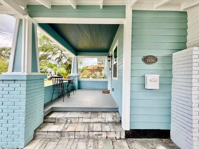 5907 N OLA AVENUE, Tampa, FL 33604