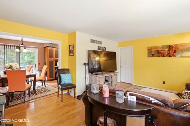 766 Bennetts Mills Road, Jackson, NJ 08527