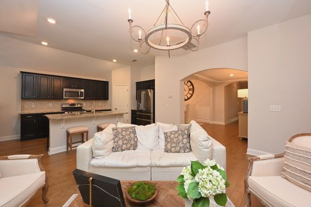 249 Blackthorn Ln, Gallatin, TN 37066