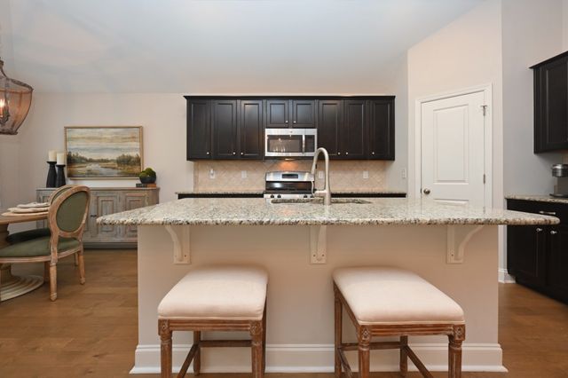 249 Blackthorn Ln, Gallatin, TN 37066