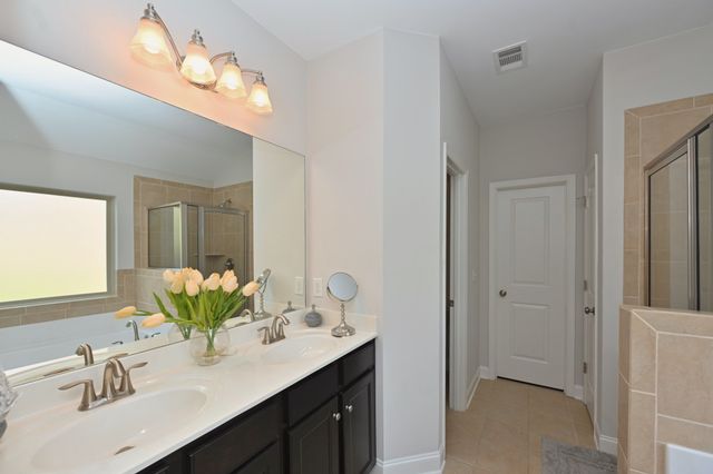 249 Blackthorn Ln, Gallatin, TN 37066