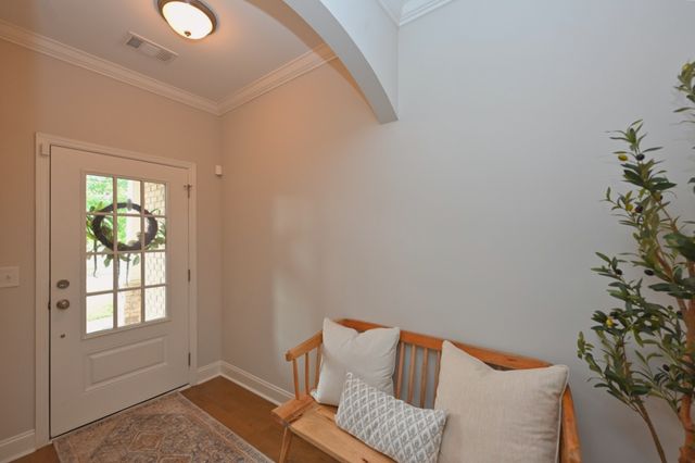 249 Blackthorn Ln, Gallatin, TN 37066