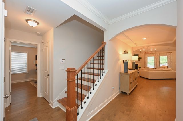 249 Blackthorn Ln, Gallatin, TN 37066