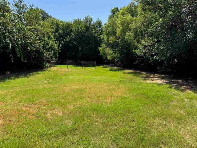 506 S East Dr, Fletcher, OK 73541
